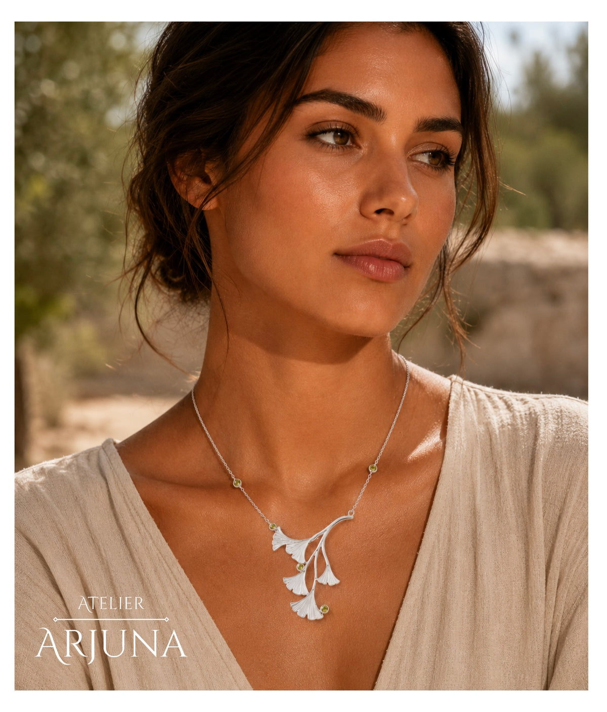 Ginkgo Ketting met Peridoot – Sterling Zilver